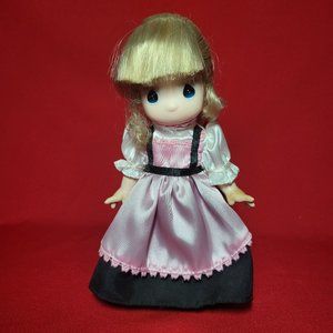 Vintage Precious Moments Doll Children Of The World Sweden Gretel 1994